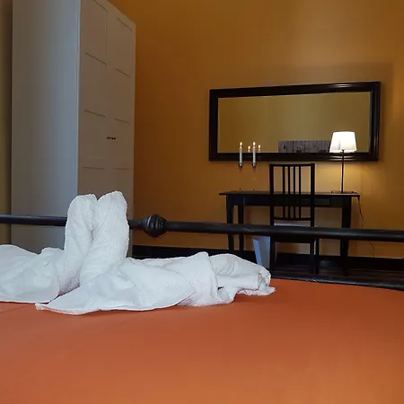 Central Suites Catania ベッド・アンド・ブレックファスト カターニア