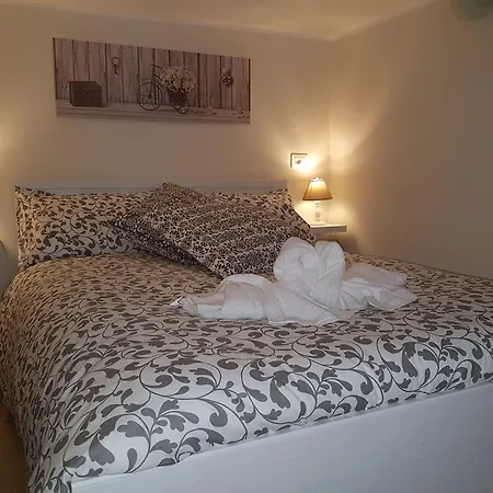 Central Suites Catania 4* カターニア