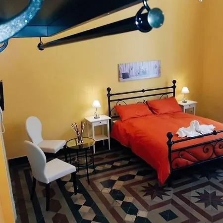 Central Suites Catania 4* カターニア